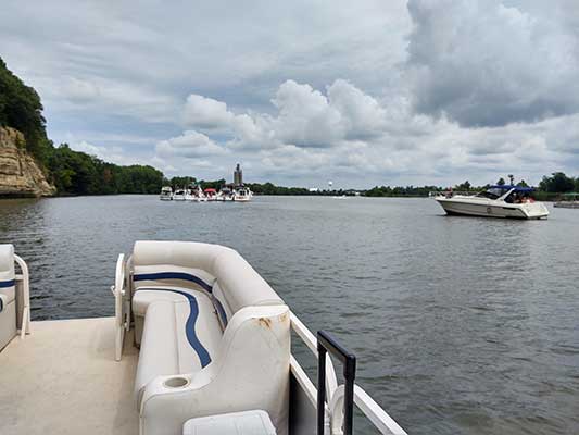 SRRA Pontoon on the River Image